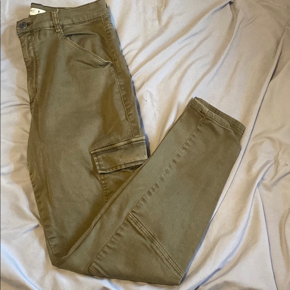 Green Cargo Pants - Picture 1 of 4